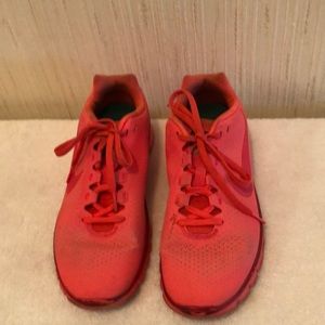 Orange Nike Free3. 8 1/2